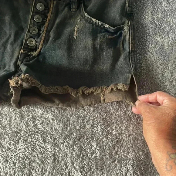 Free people acid wash shorts - Picture 9 of 9